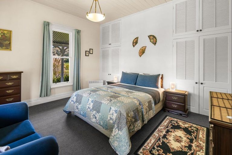 Photo of property in 5849 Christchurch Akaroa Road, Duvauchelle, Akaroa, 7582