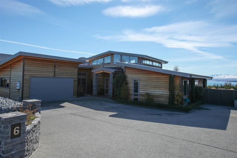 Photo of property in 6 Sams Place, Lake Tekapo, 7999
