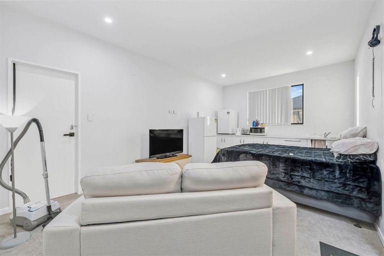 Photo of property in 32 Nola Dawn Avenue, Papakura, 2110