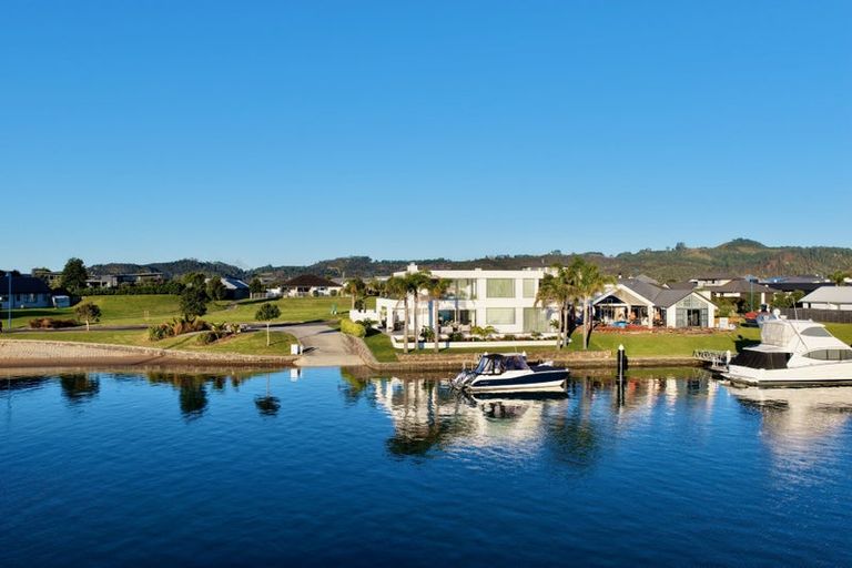 Photo of property in 23 Awatea Drive, Whitianga, 3510