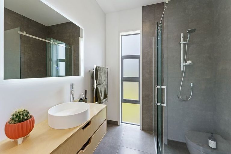 Photo of property in 4 Mirek Street, Waikanae, 5036