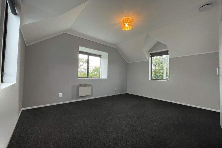 Photo of property in 1/44 Randwick Crescent, Moera, Lower Hutt, 5010