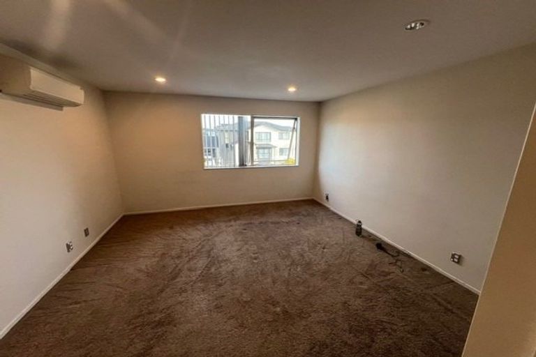 Photo of property in 9 Rosewell Crescent, Flat Bush, Auckland, 2019