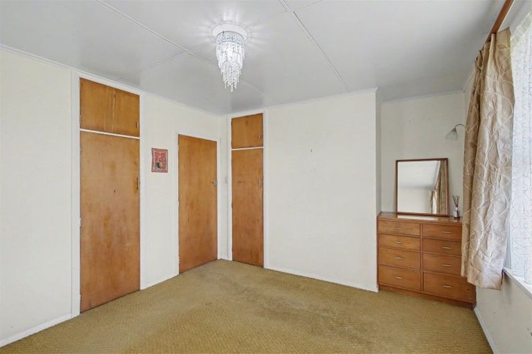 Photo of property in 47 Lyndhurst Street, Westport, 7825