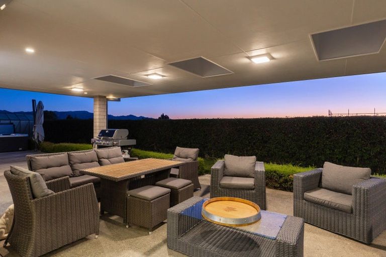 Photo of property in 14 Windsor Close, Springlands, Blenheim, 7201