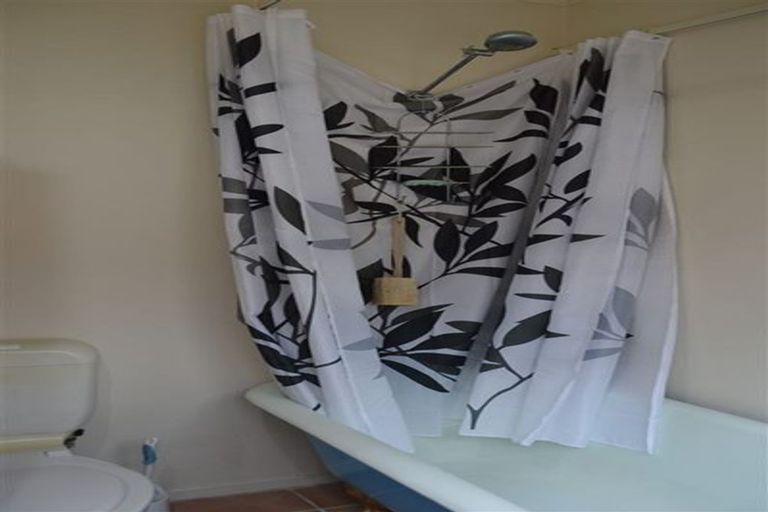 Photo of property in 14 Macmurray Road, Paihia, 0200