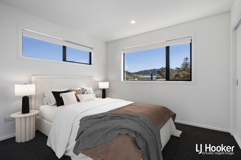 Photo of property in 1/40 Waiparaheka Drive, Wainui, 0932