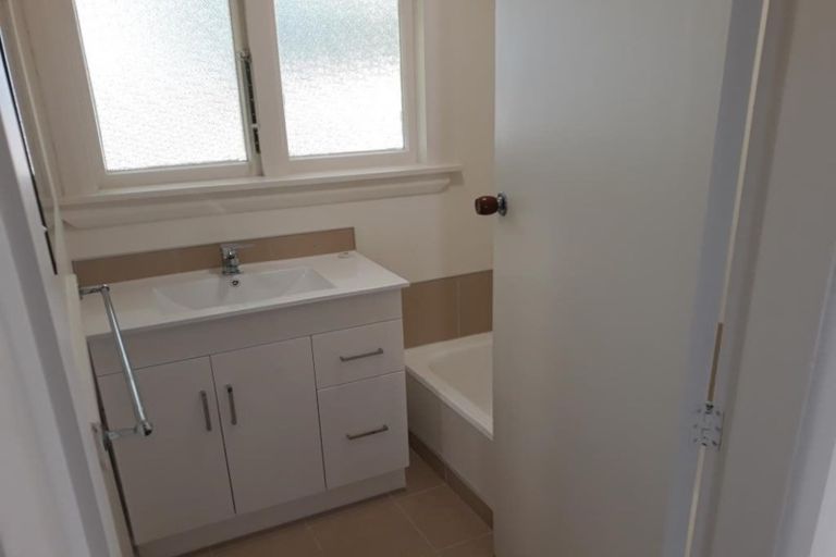 Photo of property in 224 Keyes Road, New Brighton, Christchurch, 8083