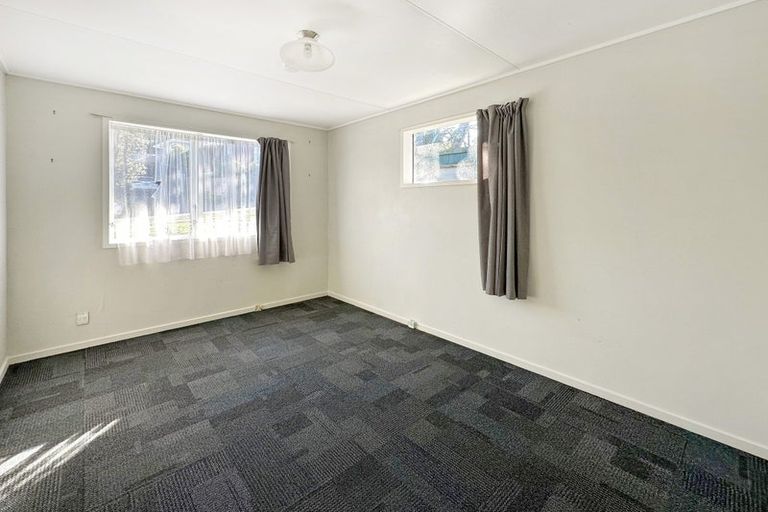 Photo of property in 10a Camellia Terrace, Maungaraki, Lower Hutt, 5010