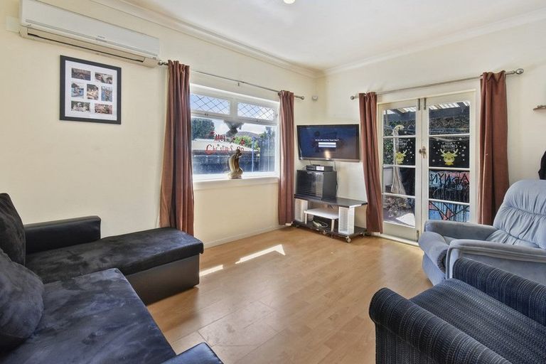 Photo of property in 12a Old Wairoa Road, Papakura, 2110