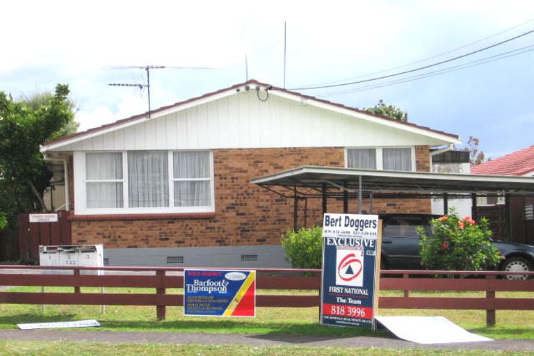 Photo of property in 2/133 Titirangi Road, New Lynn, Auckland, 0600