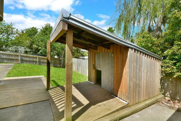 Photo of property in 27 Amorino Drive, Red Beach, 0932