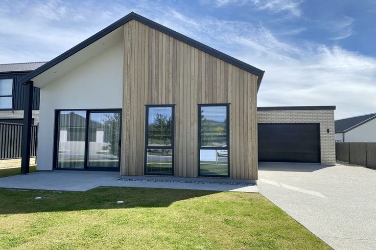 Photo of property in 34 Wallis Drive, Cromwell, 9310