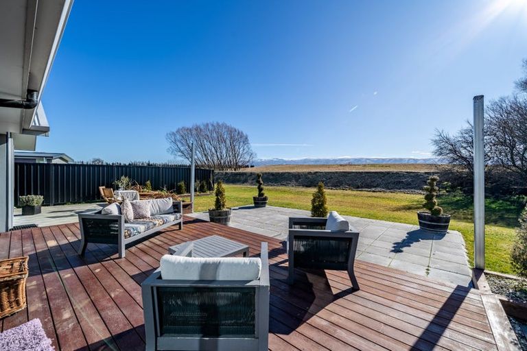 Photo of property in 5 Half Time Close, Omakau, 9376