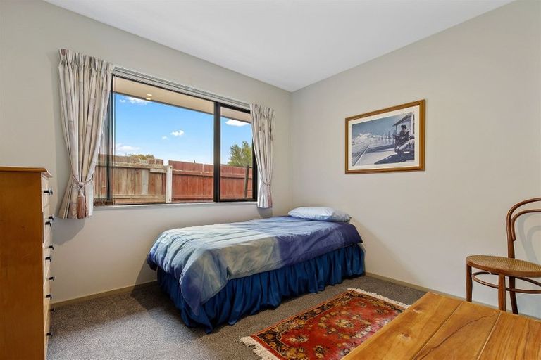 Photo of property in 117a Sawyers Arms Road, Northcote, Christchurch, 8052