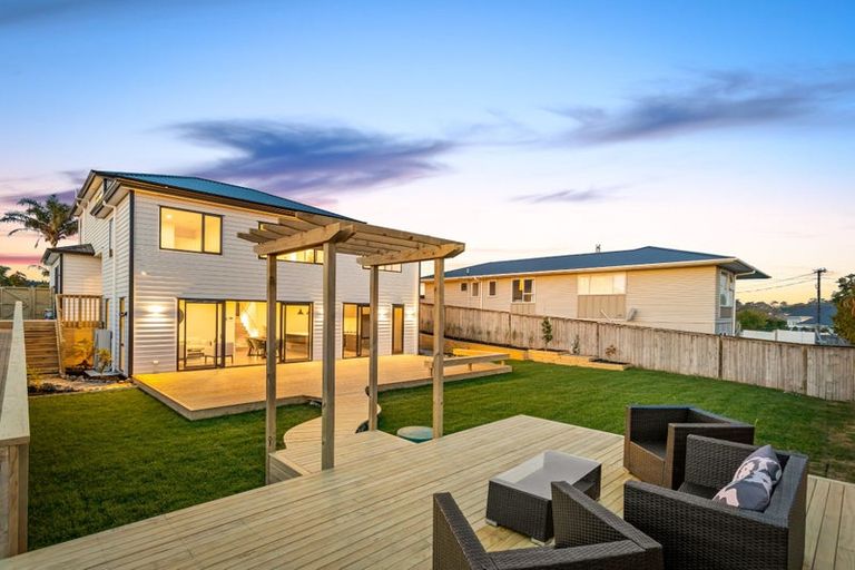 Photo of property in 24 Arthur Street, Riverhead, 0820