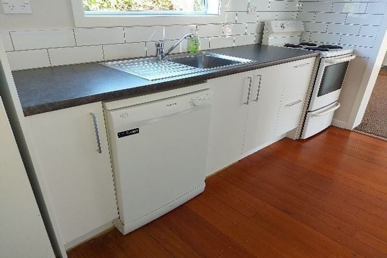 Photo of property in 25 Tika Street, Riccarton, Christchurch, 8041