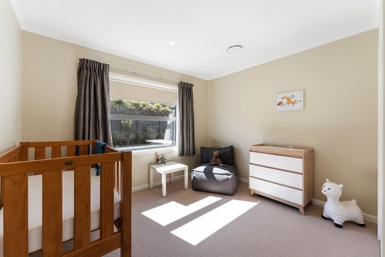Photo of property in 18 Fernbrook Drive, Hurworth, New Plymouth, 4310