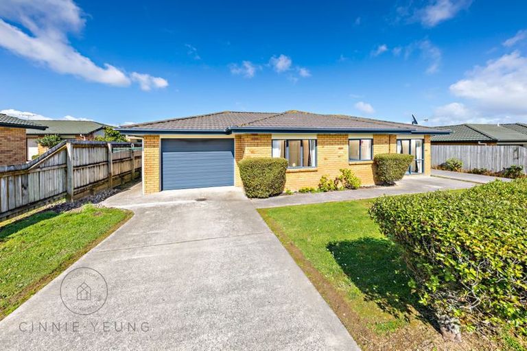 Photo of property in 27 Innisowen Place, Flat Bush, Auckland, 2019