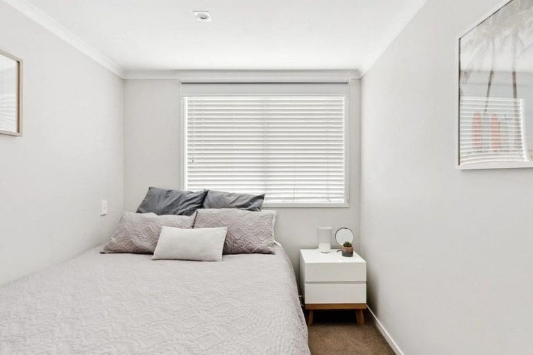 Photo of property in Algarve Apartments, 213/332 Maunganui Road, Mount Maunganui, 3116