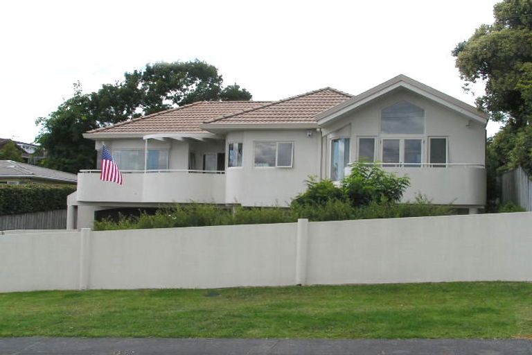 Photo of property in 1/18a Norman Road, Hauraki, Auckland, 0622