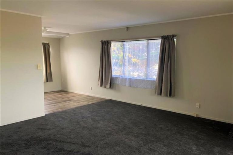 Photo of property in 2/45 Templeton Place, Clendon Park, Auckland, 2103