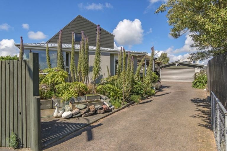 Photo of property in 26 Allstone Place, Burwood, Christchurch, 8083