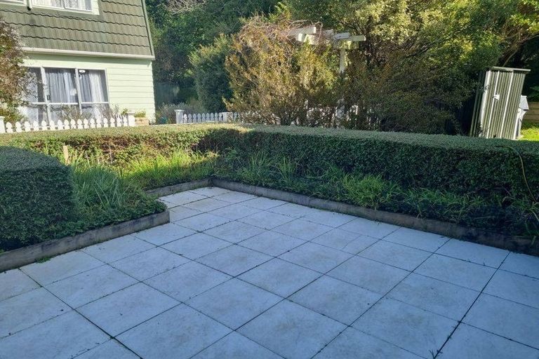 Photo of property in 6/2 Burdendale Grove, Churton Park, Wellington, 6037