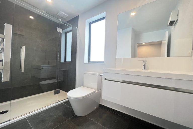 Photo of property in 2/58 Somme Street, St Albans, Christchurch, 8014