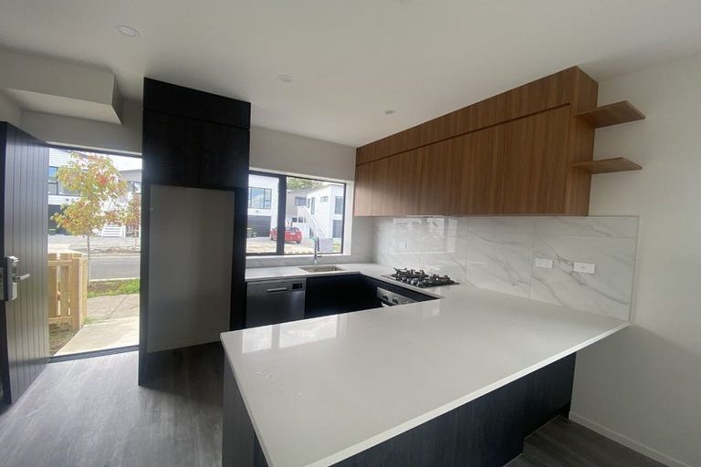 Photo of property in 55 Survila Street, Papakura, 2110