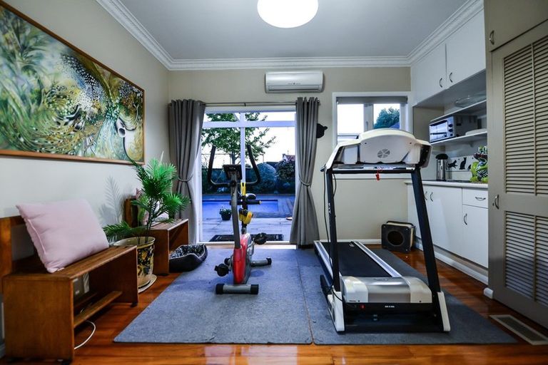 Photo of property in 11 Casey Avenue, Fairfield, Hamilton, 3214