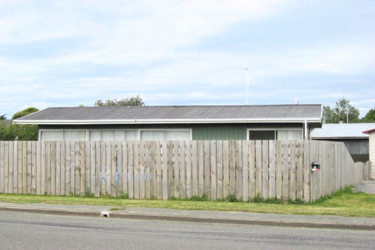 Photo of property in 11 Tunas Street, Kaiapoi, 7630