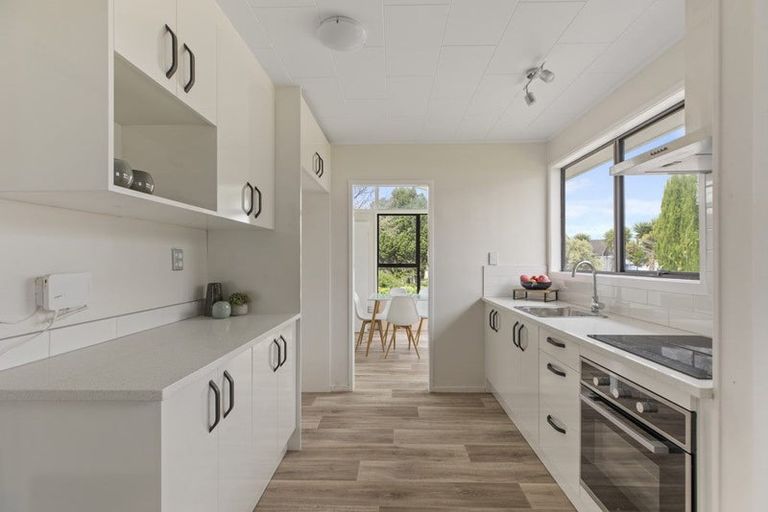 Photo of property in 25 Carter Place, Manurewa, Auckland, 2102