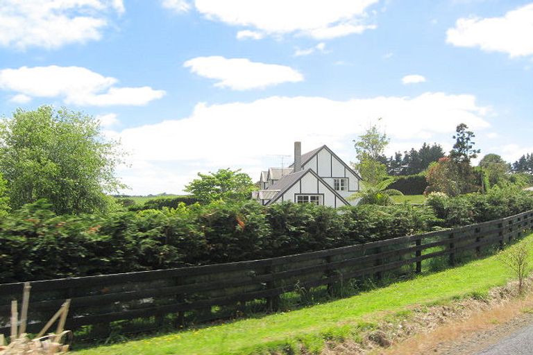 Photo of property in 570 Pinnacle Hill Road, Bombay, 2675