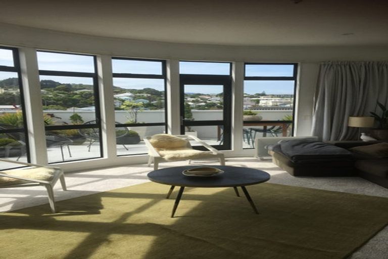 Photo of property in 566n Adelaide Road, Berhampore, Wellington, 6023