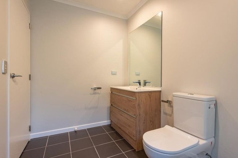 Photo of property in 9/27 The Rigi, Northland, Wellington, 6012