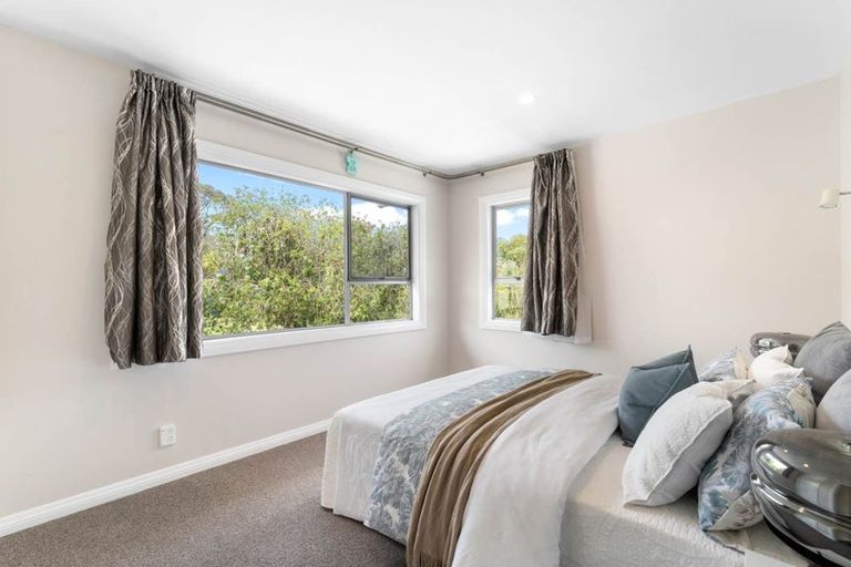 Photo of property in 95 Awaruku Road, Torbay, Auckland, 0630