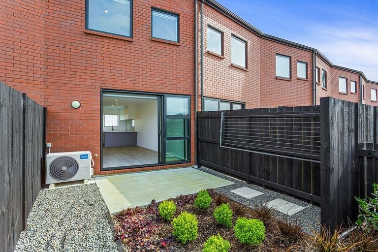 Photo of property in 108 Druces Road, Wiri, Auckland, 2104