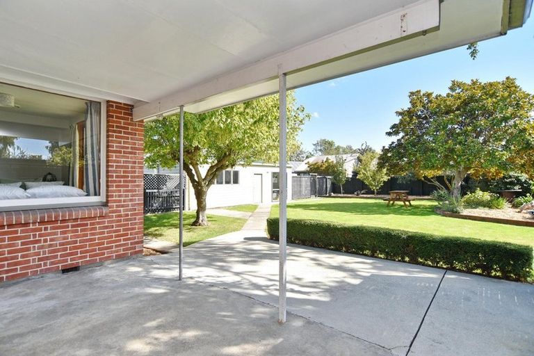 Photo of property in 69 Bush Street, Rangiora, 7400