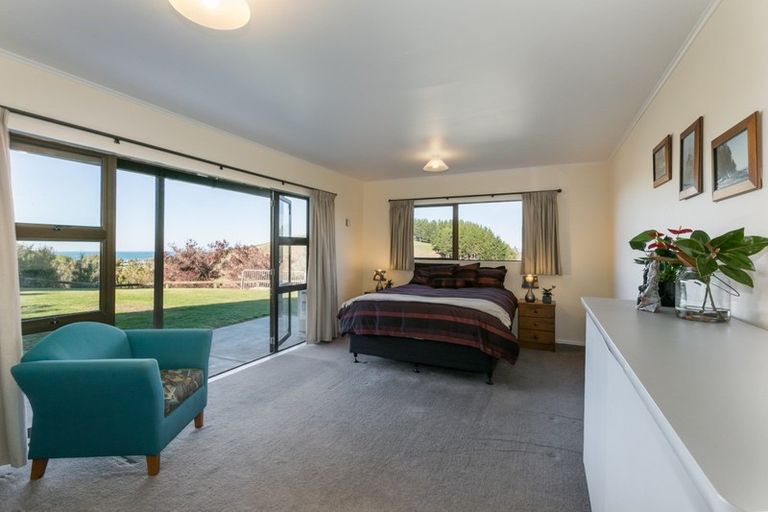 Photo of property in 140 Seafield Road, Eskdale, Napier, 4182