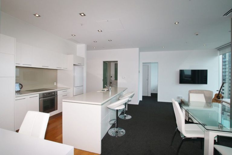 Photo of property in Sentinel Apartments, 905/3 Northcroft Street, Takapuna, Auckland, 0622