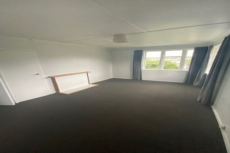 Photo of property in 56 Dimock Street, Titahi Bay, Porirua, 5022