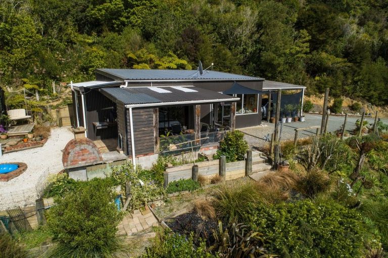 Photo of property in 59 Tirimoana Terrace, Anakiwa, Picton, 7281