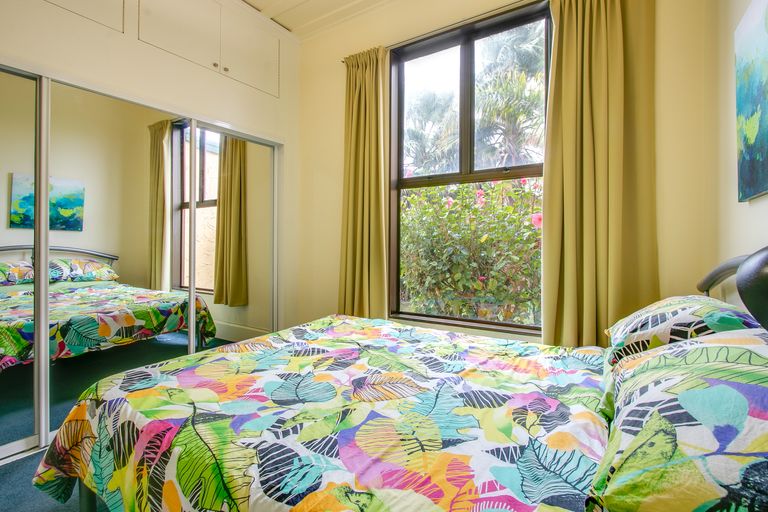 Photo of property in 90 Te Awa Avenue, Te Awa, Napier, 4110