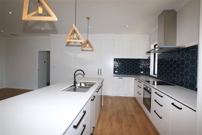 Photo of property in 41 Ara Kakara Avenue, Huapai, Kumeu, 0810