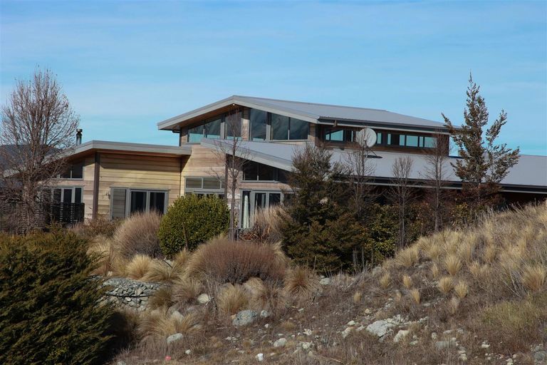 Photo of property in 6 Sams Place, Lake Tekapo, 7999