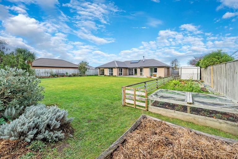 Photo of property in 6 Country Lane, Leeston, 7632