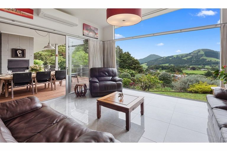 Photo of property in 25 Glen Bruce Place, Ngararatunua, Whangarei, 0176