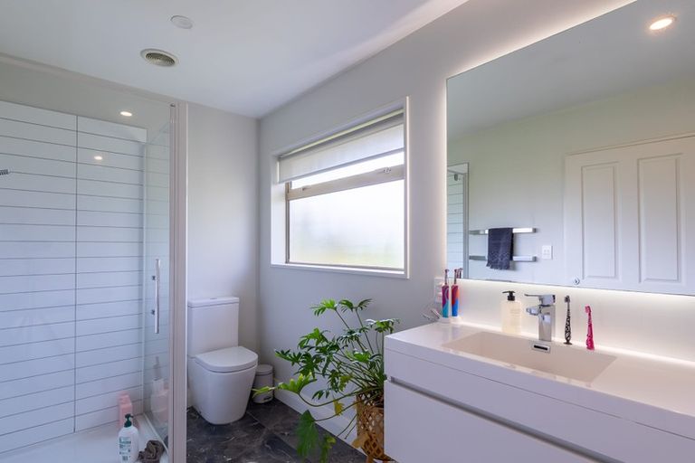 Photo of property in 4 Norglen Lane, Riverhead, 0820