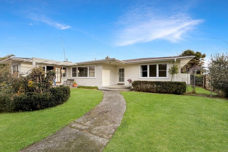 Photo of property in 12 Batt Street, West End, Palmerston North, 4410
